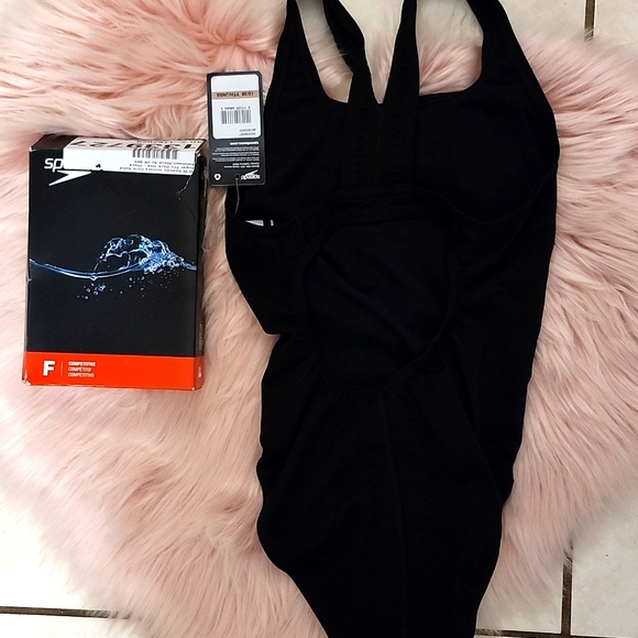 BRAND NEW SPEEDO ENDURANCE JUNIOR GIRL'S SOLID ONE PIECE SWIMSUIT-28 - Picture 2 of 8